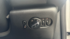 MINI Hatchback 1.5 Cooper Classic Premium 5dr Auto Petrol Hatchback